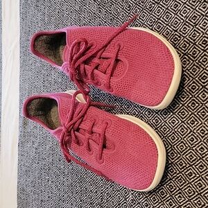 Allbirds TR Tree Runners Magenta Sneakers Size 9 women's